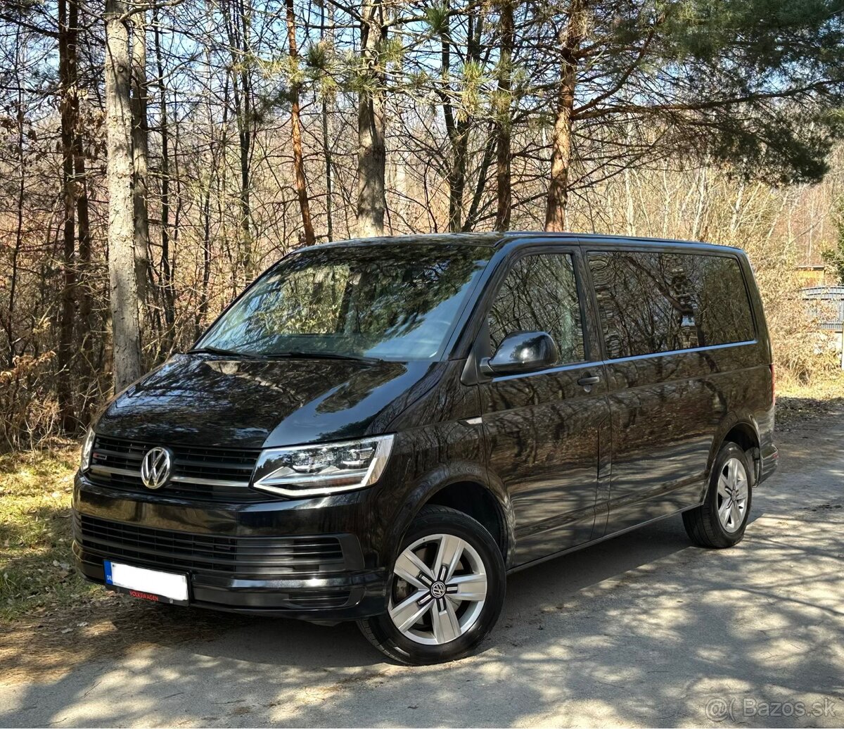 Premium Economy VAN